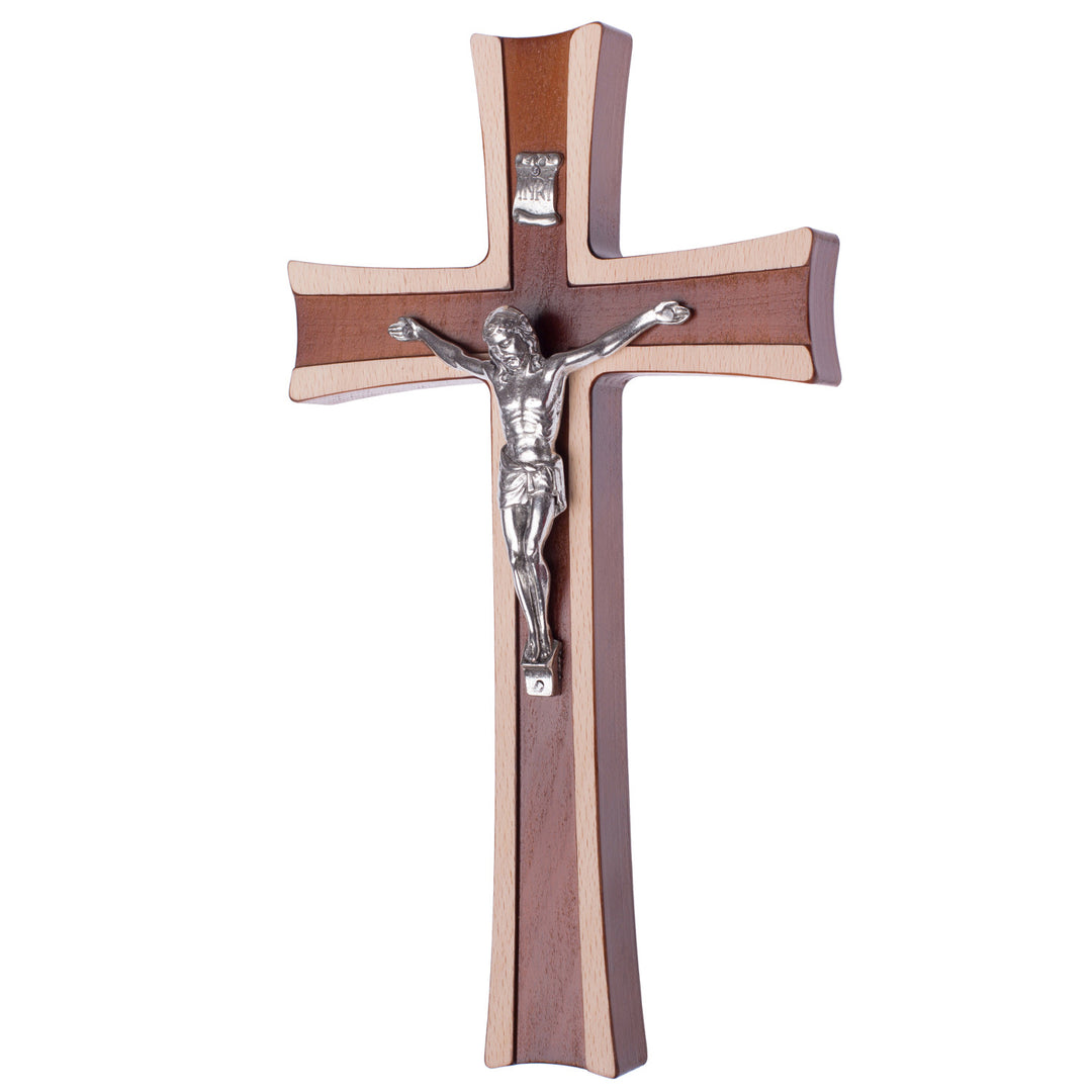 Hölzernes Hängekreuz zweifarbig mit einem gestreiften Kreuz braun 25x14x1,6cm