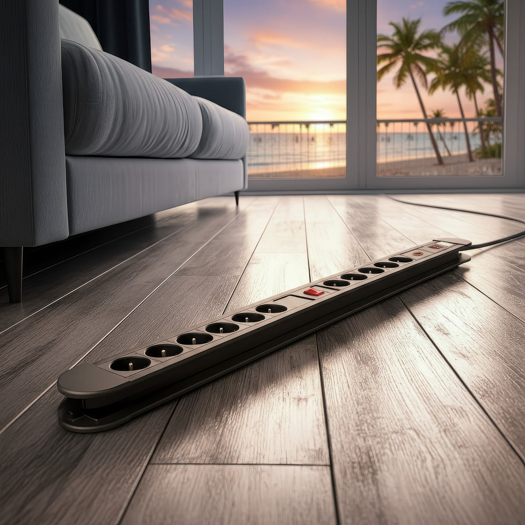 Maclean-Steckdosenleiste, Verlängerungskabel mit 10 Steckdosen, 2 Schaltern, Überlastschutz und -anzeige, 3680 W, MCE10