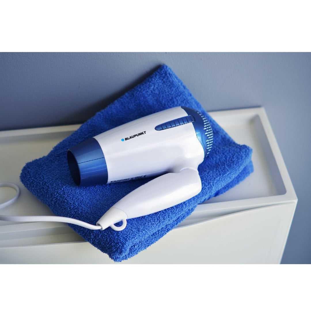 Haartrockner Blow Blaupunkt Temperaturregelung Kalt-Heißluft Klappbarer Griff 1200W