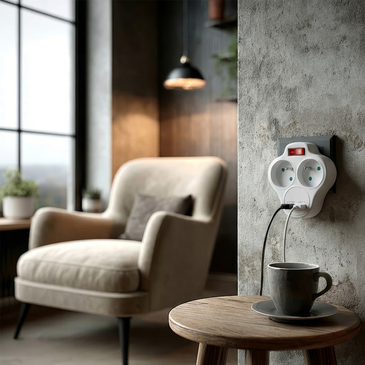 Maclean Stromsteckdose, Verteiler mit 2 Steckdosen und USB A/C 2,4A, Typ E, 2x16A, MCE336 E