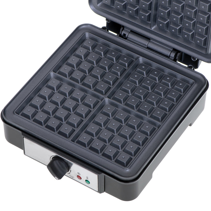 Waffeleisen Adler, für 4 Waffeln, Temperaturregelung, 1800W, AD 3049