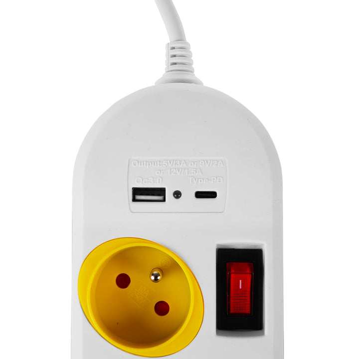 Maclean Steckdosenleiste, 4-Steckdosen-Verlängerungskabel + USB A / C, mit Schalter, 250VAC/10A, 1,5m, weiß, MCE508 W