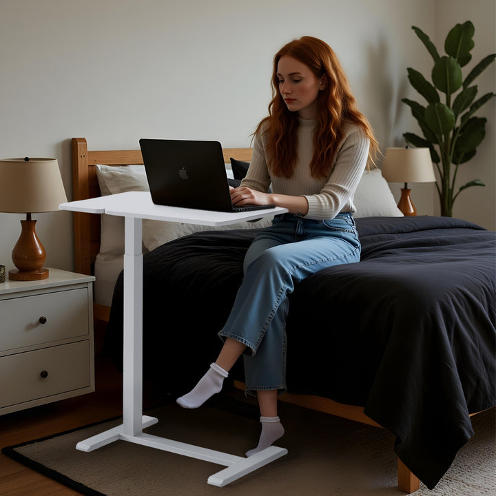 Mobiler Schreibtisch/Laptopständer Maclean, weiß, höhenverstellbar 76-109cm, max. 30kg , MC-120 W