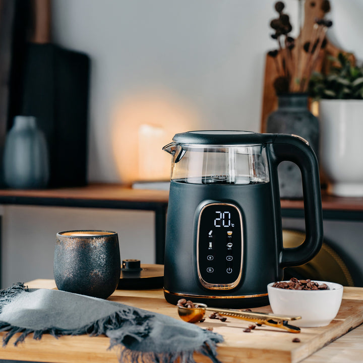 Adler elektrischer Glas-Wasserkocher 1,7L, Schwarz und Gold, Temperaturregelung, LED-Anzeige, AD 1305 bg