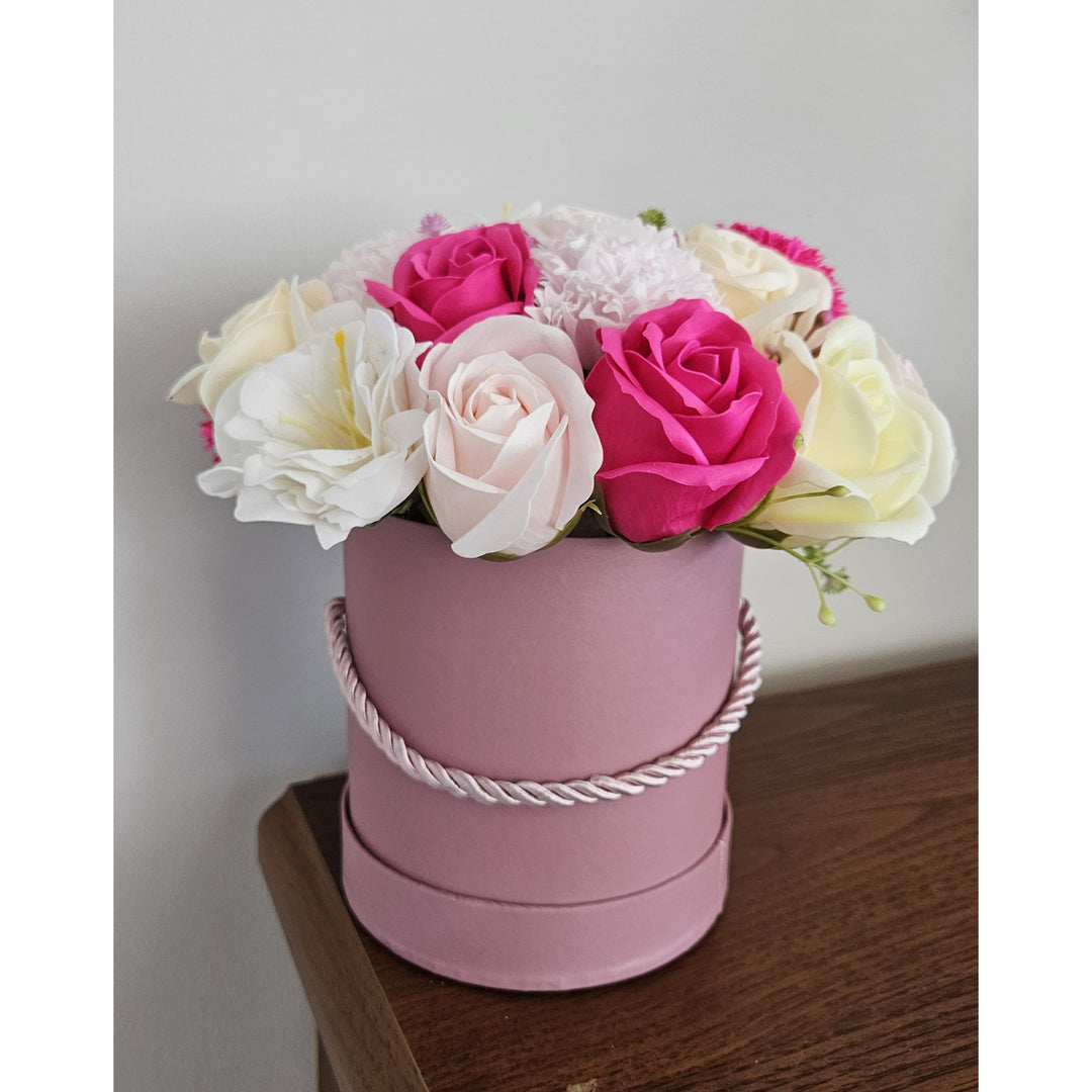 Blumenkasten mit Seifenblumen - Geschenk Seifenrosen, Damich