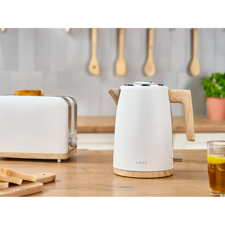 Lafe elektrischer Wasserkocher, 2200W, Fassungsvermögen 1,7l, weiß, Scandi