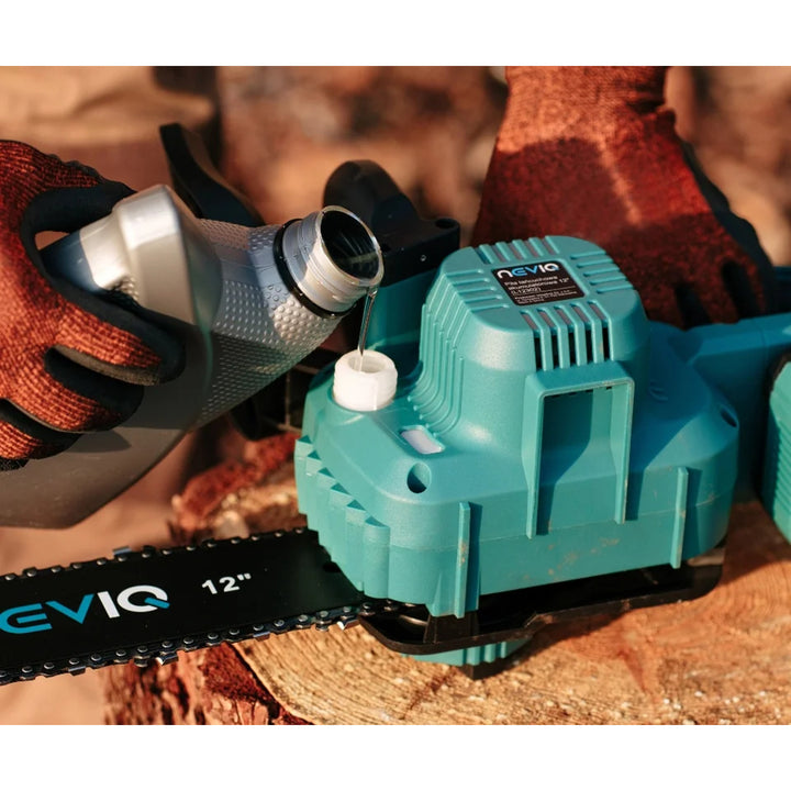 NEVIQ Akku-Kettensäge, 12'' Schiene, 1000W, bürstenloser Motor, L12302