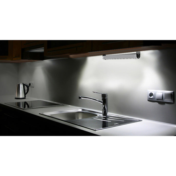 Maclean LED-Küchenleuchte, Unterbau 9 SMD, batteriebetrieben, PIR-Sensor ein/aus, MCE166 + 3x Varta Industrial LR6/AA R-06 Batterien