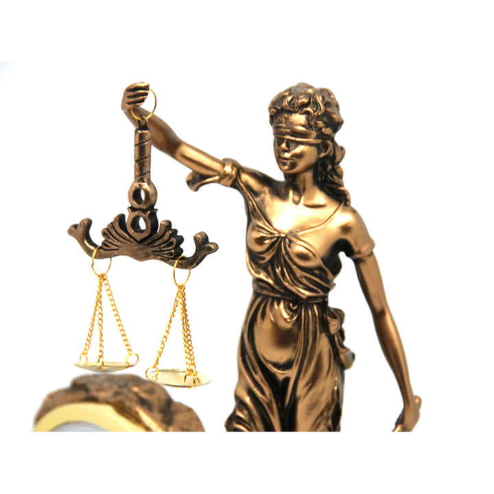 Figur der Temida, Göttin der Gerechtigkeit, Uhr, Königin Isabel