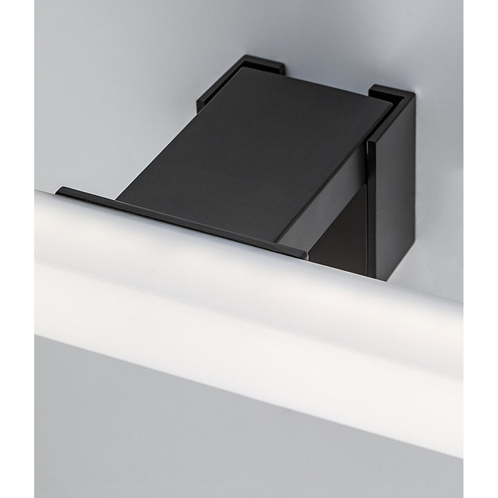 Rabalux Badezimmerleuchte, Leistung 9W, naturweiß 4000K, IP44. schwarz, Oliro