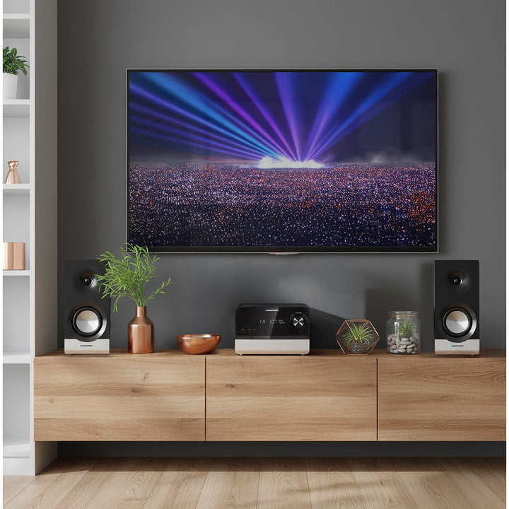 Blaupunkt Mikrofon, CD, USB, FM Radio, Bluetooth, Fernbedienung, Uhr mit Weckfunktion, MS40.2BT