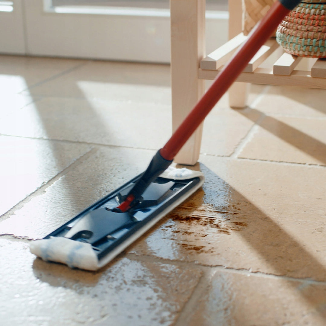 Vileda H2prO Flachmopp, 100%ige Trennung von Rein- und Schmutzwasser, zwei Behälter, Mikrofaserpad, 360°-Spitze, 175774