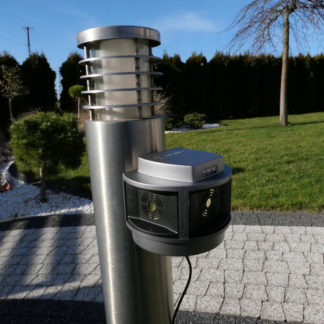 Nagetierabwehr, Marderabwehr, Mäuseabwehr Viano, Ultraschallgenerator, Stroboskopplatte, drei Lautsprecher, Trio-Strob