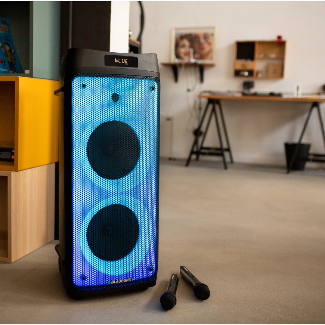 Blaupunkt Party Box Lautsprecher, LED-Beleuchtung, Bluetooth, USB und AUX, FM-Radio, Karaoke-Funktion, Fernbedienung, PB08DB