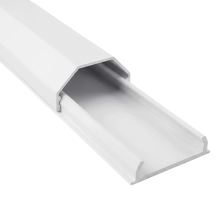 Maclean-Kabelabdeckleiste aus Aluminium, 33 x 18 x 750 mm, weiß, MCTV-897 W