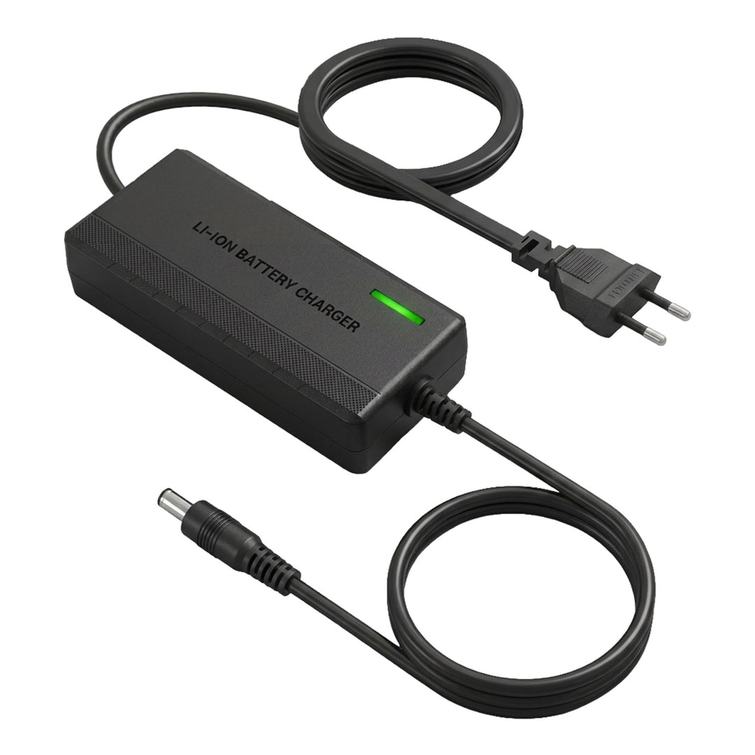 Universelles Ladegerät / Netzteil von Maclean Energy, für E-Scooter, 54,6 V DC, 2 A, max. 110 W, Schnellladung, 6 Stecker, MCE665