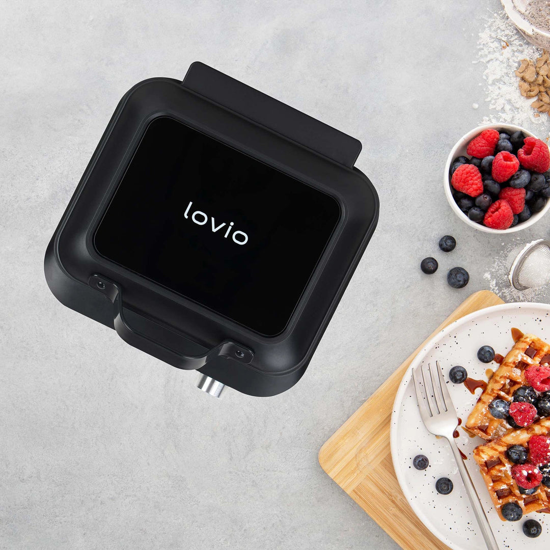 LOVIO PerfectCrisp Waffeleisen, 2 große Waffeln, 1500 W, 6 Bräunungsstufen, LVWF002BK