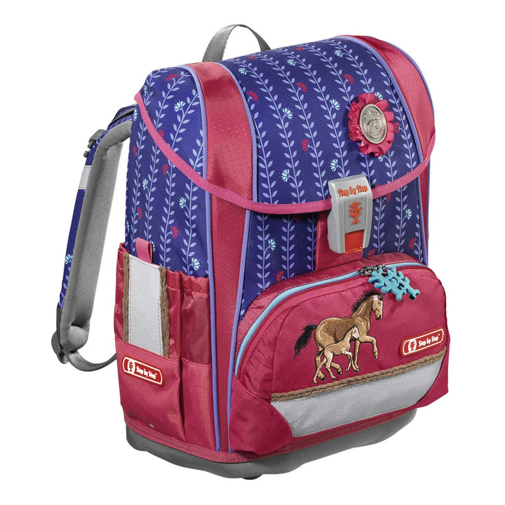 Ein 4-teiliger Set: Rucksack, Schuhbeutel, Mäppchen mit Zubehör, Toobox