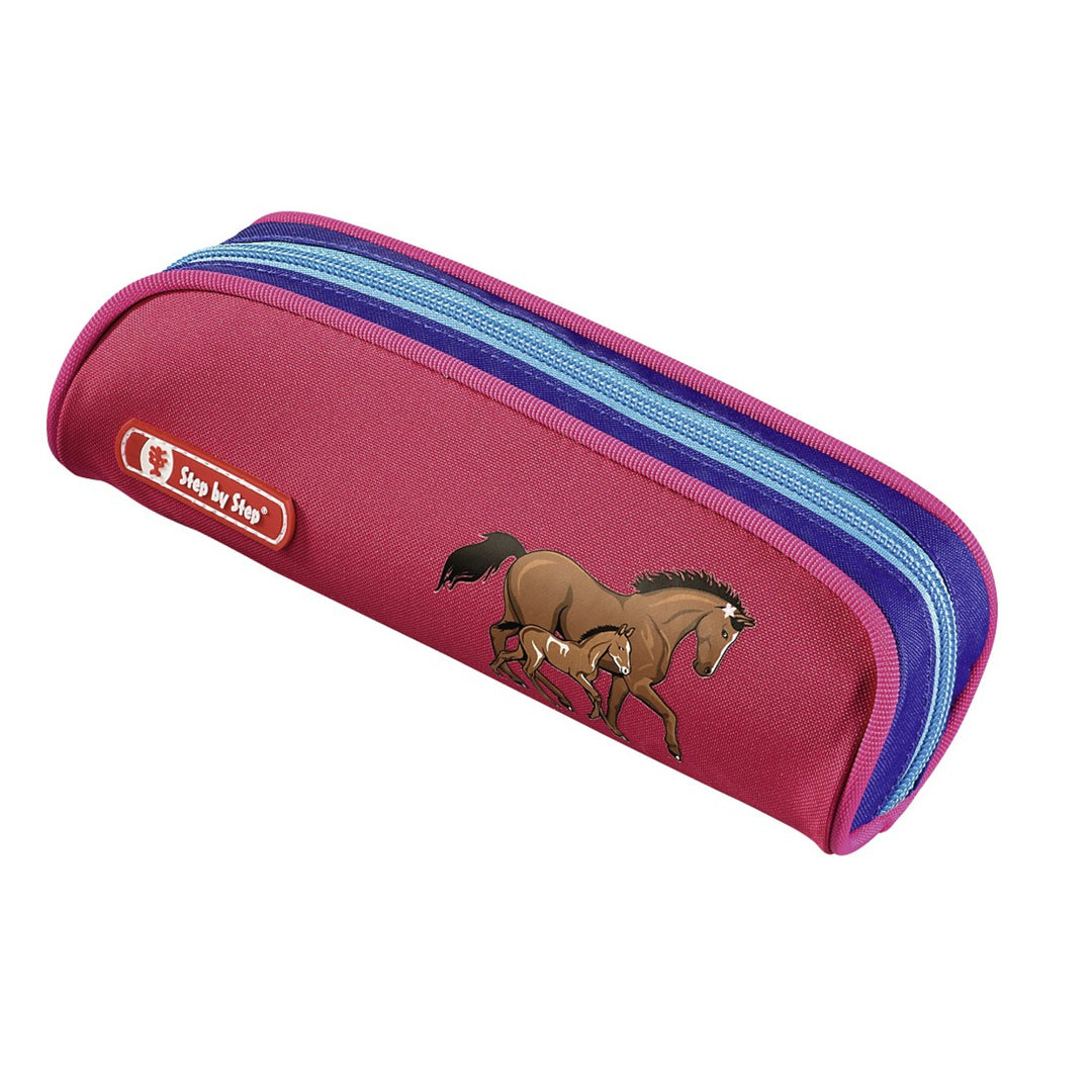 Ein 4-teiliger Set: Rucksack, Schuhbeutel, Mäppchen mit Zubehör, Toobox