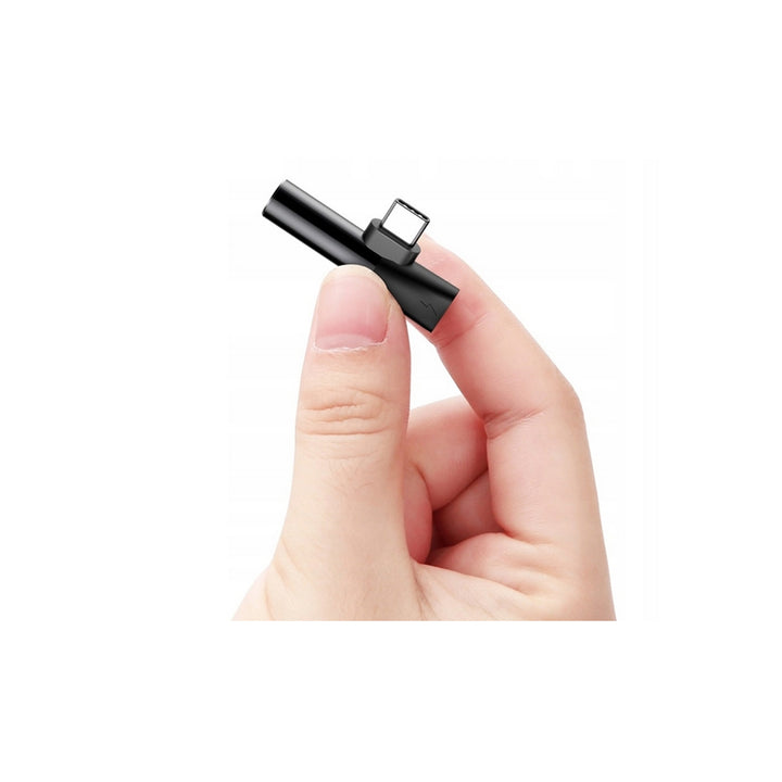 Baseus - mit USB-Typ-C Buchse &  3,5mm Klinke Buchse