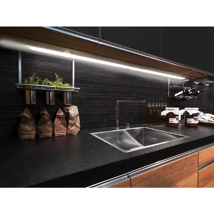 Lineares LED-Modul für Unterbauleuchte - Maclean Energy MCE246 funktioniert nur mit MCE245