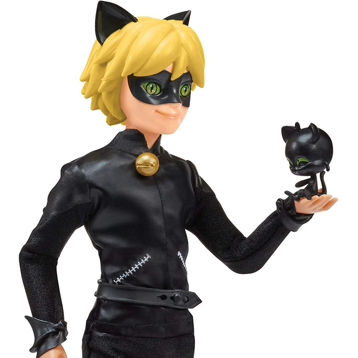 Puppe Cat Noir aus der Zeichentrickserie mit Zubehör