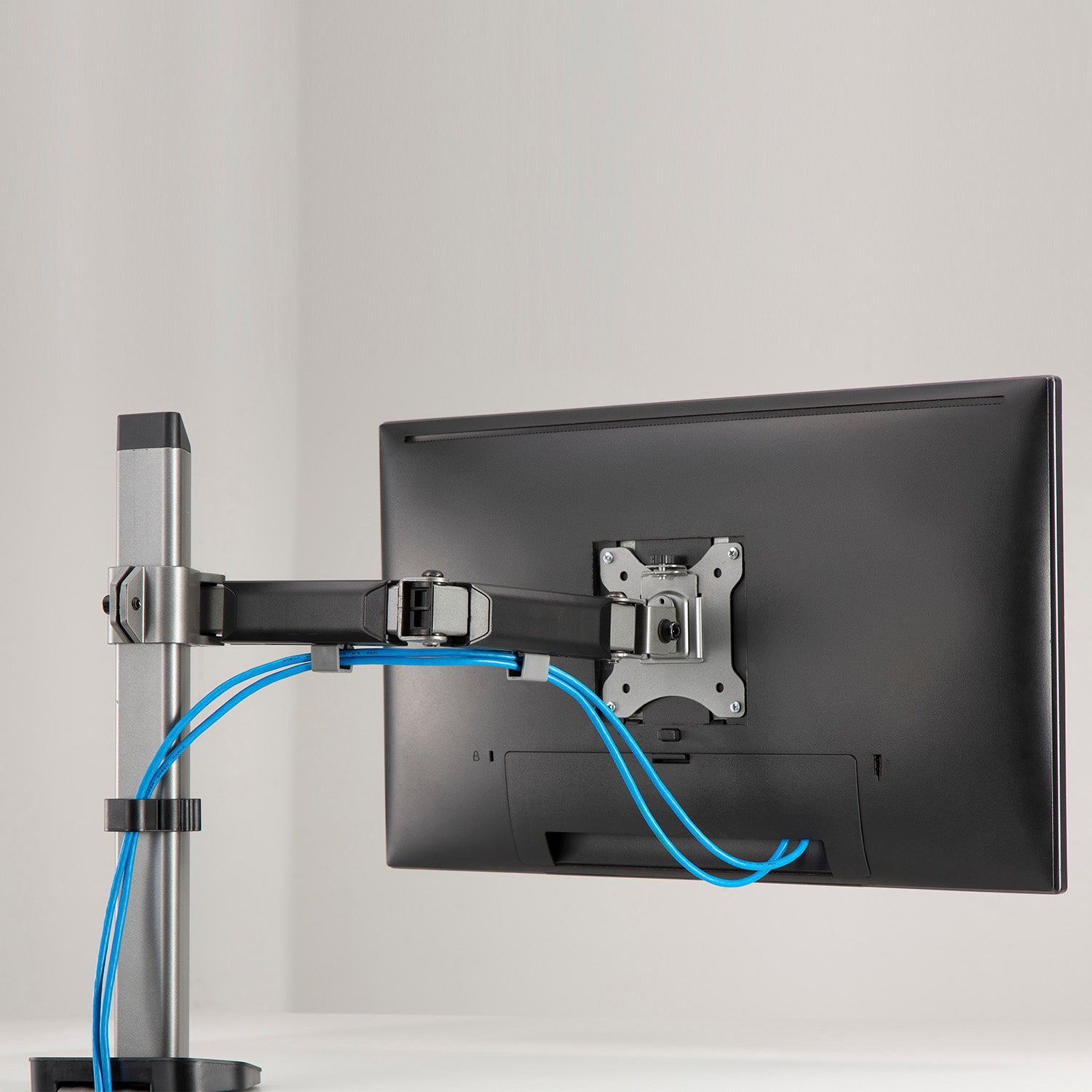 TM Electron Monitor-Gelenkhalterung Mit 2 Armen – Für Bildschirme 17–32 Zoll, Bis 9 Kg, VESA 100x100, Höhenverstellbar