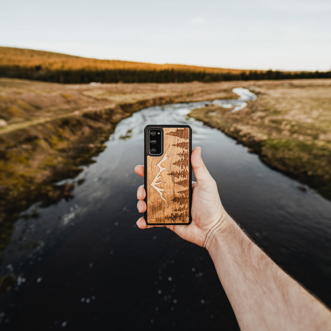HOLZETUI IPHONE 12 PRO MAX IMBUIA BERGE HOHE QUALITÄT