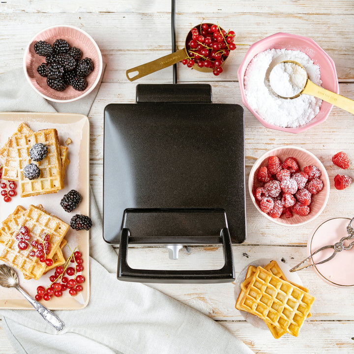 Adler AD 3056 XL Waffeleisen mit Temperaturregelung 2000W Leistungsstarkes Antihaftgerät