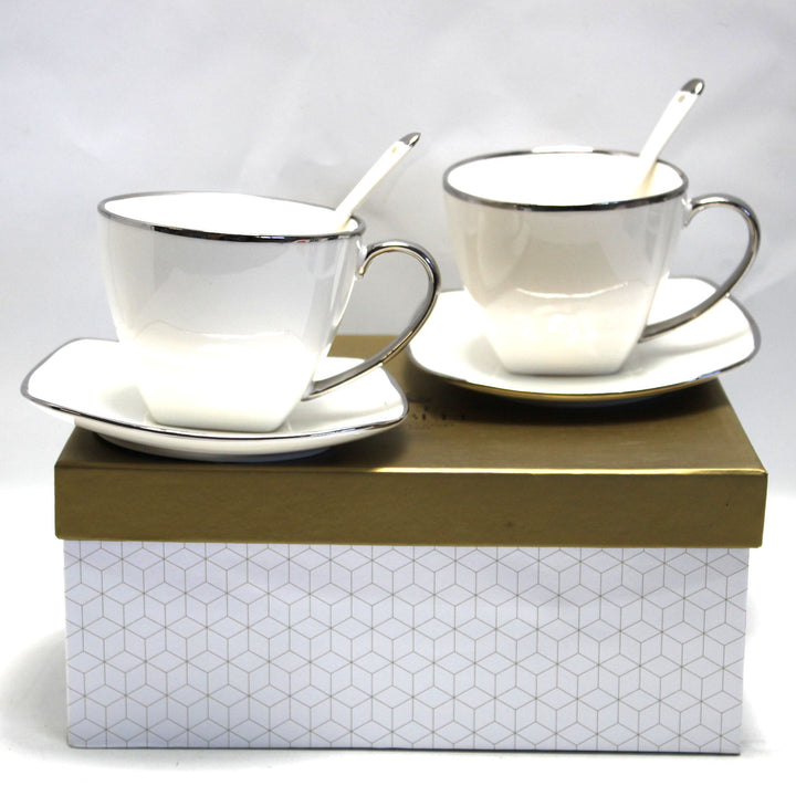 Queen Isabell Kaffeetassen-Set mit Untertassen und Löffel 2 Stück Porzellanset , Knochenporzellan, 250ml
